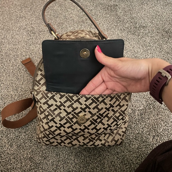 TOMMY HILFIGER BACKPACK - Picture 4 of 11